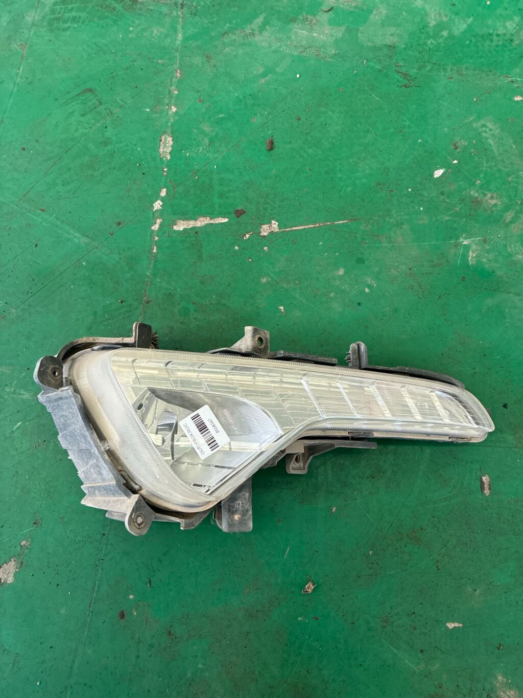 Туманка бамперная на Kia Sportage SL 92202-4T000 92202-4T000, Правое расположение