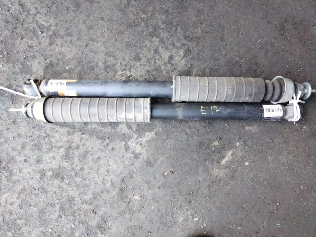 Амортизатор на Nissan Note E12 Фото 2