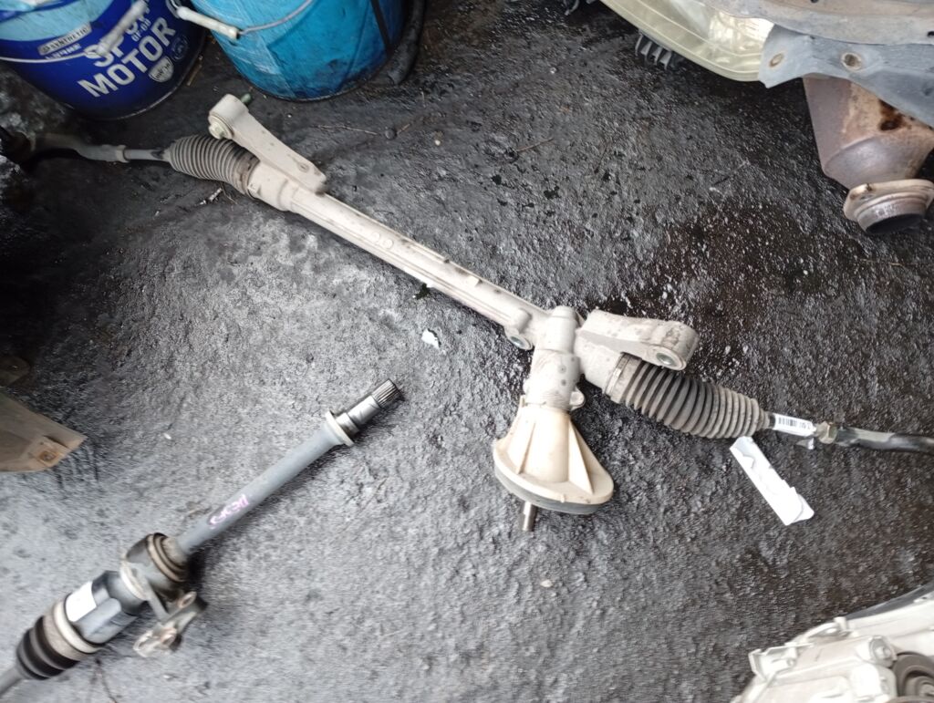 Рулевая рейка на Mazda Demio DE3FS ZJ-VE