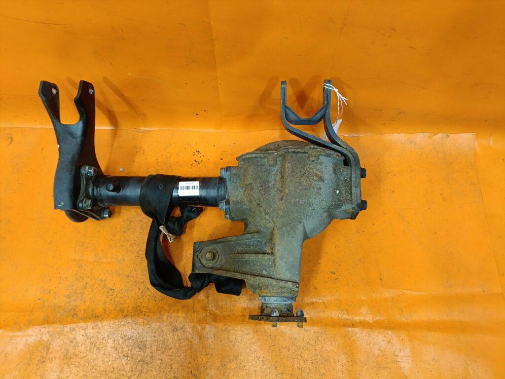 Редуктор на Mitsubishi Canter FGA20 4P10-T, Переднее расположение