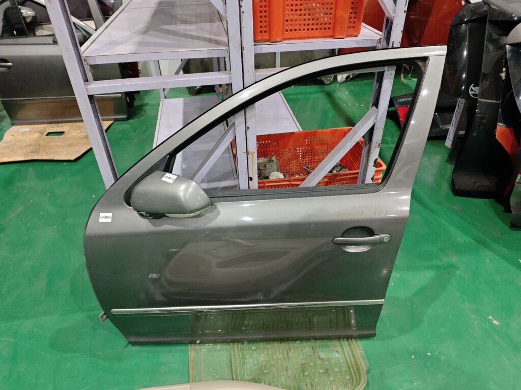 Дверь боковая на Skoda Octavia, Переднее Левое расположение