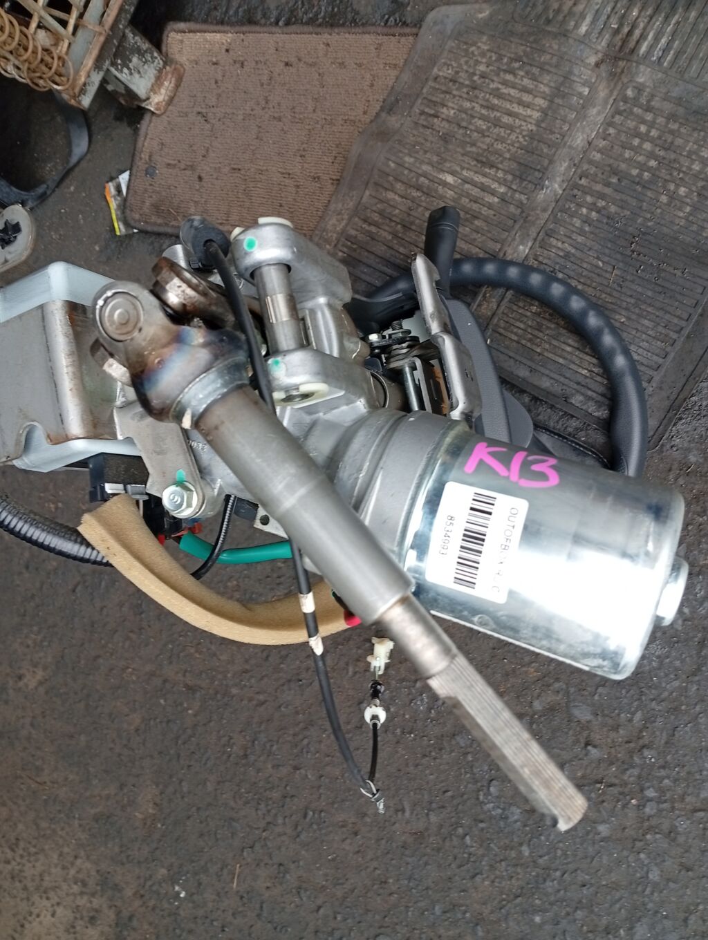 Рулевая колонка на Nissan March K13 Фото 2