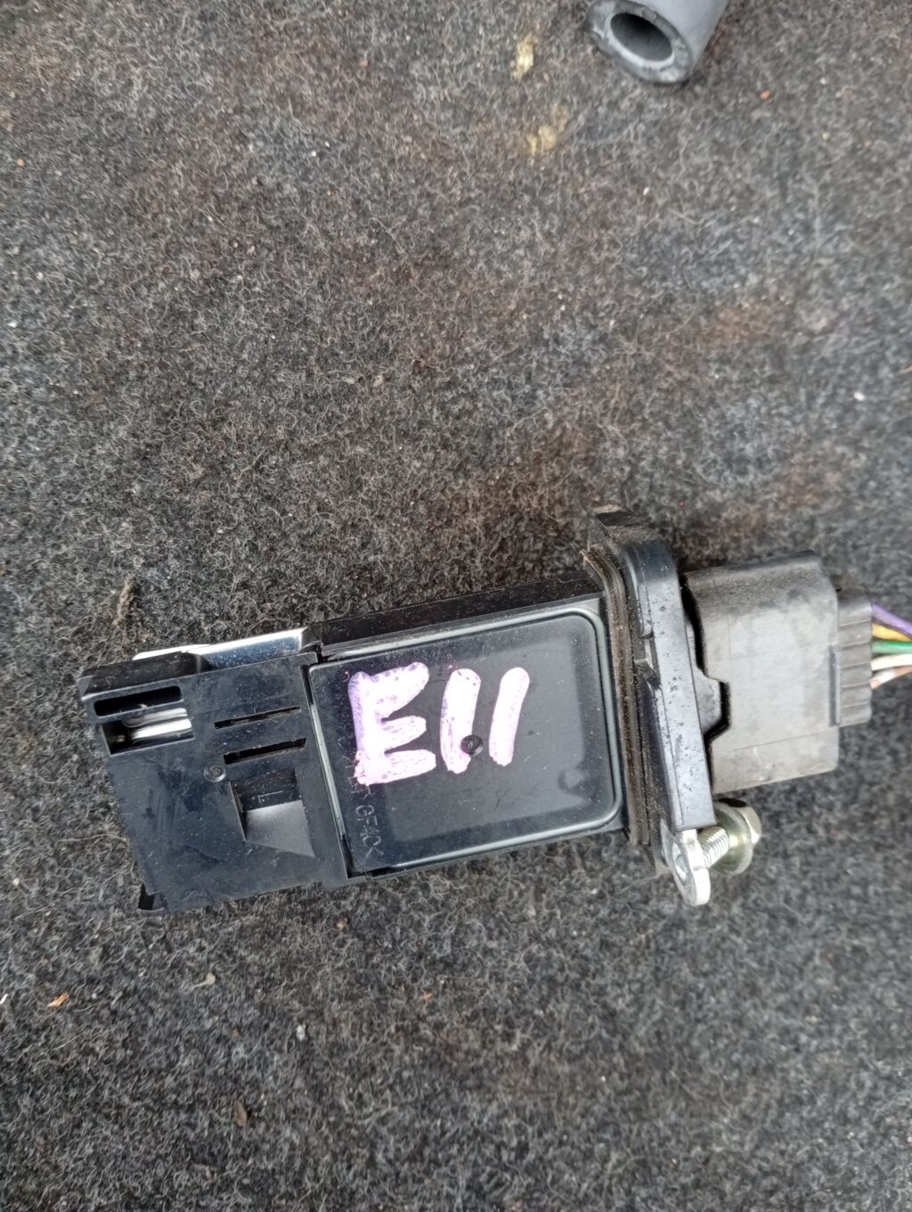 Датчик расхода воздуха на Nissan Note E11 HR15DE 22680-7S000