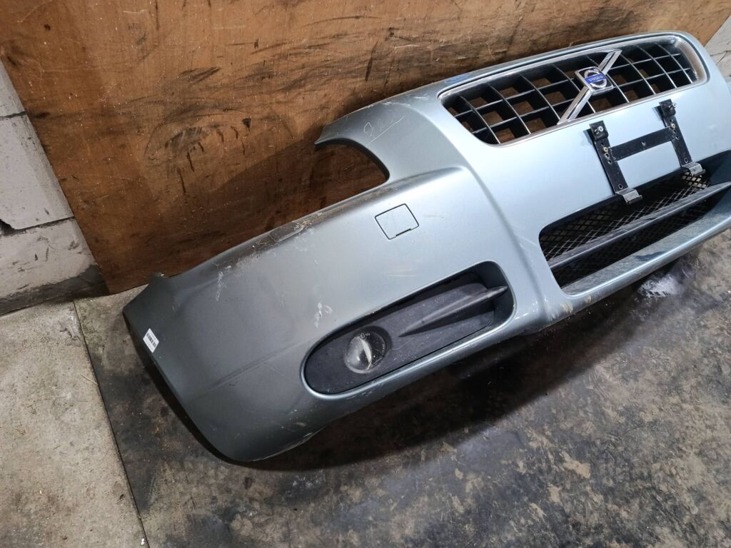 Бампер на Volvo C70 MC Фото 2