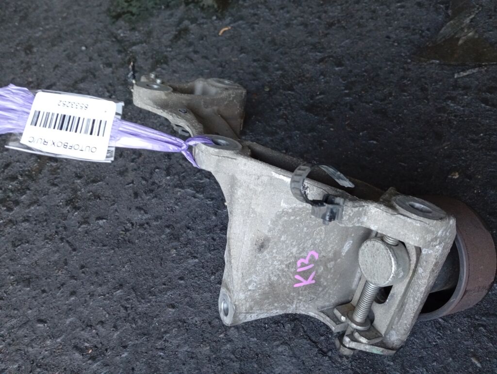 Ролик натяжной на Nissan March K13 HR12DE