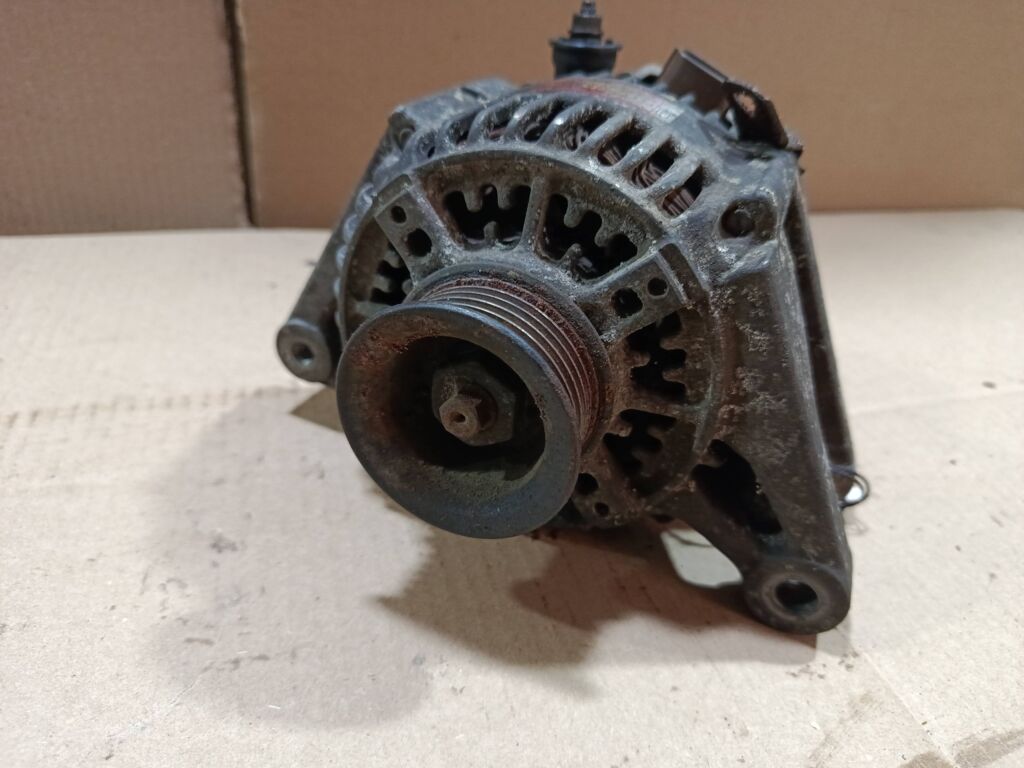 Генератор 27060-22040 DENSO 27060-22040,27060-22040, 27060-22130 на Toyota Vista ZZV50 1ZZ-FE Фото 2